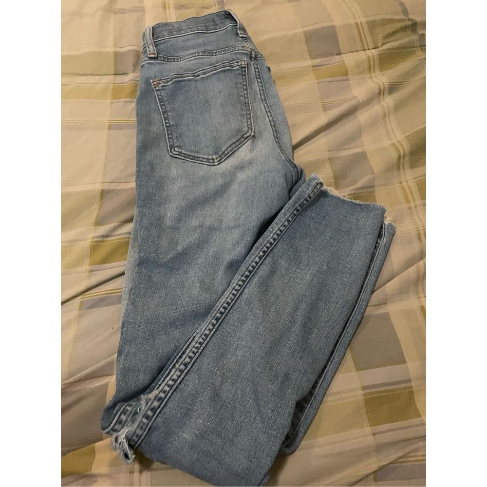 Madewell High-Rise Skinny Ripped Jeans Size 24